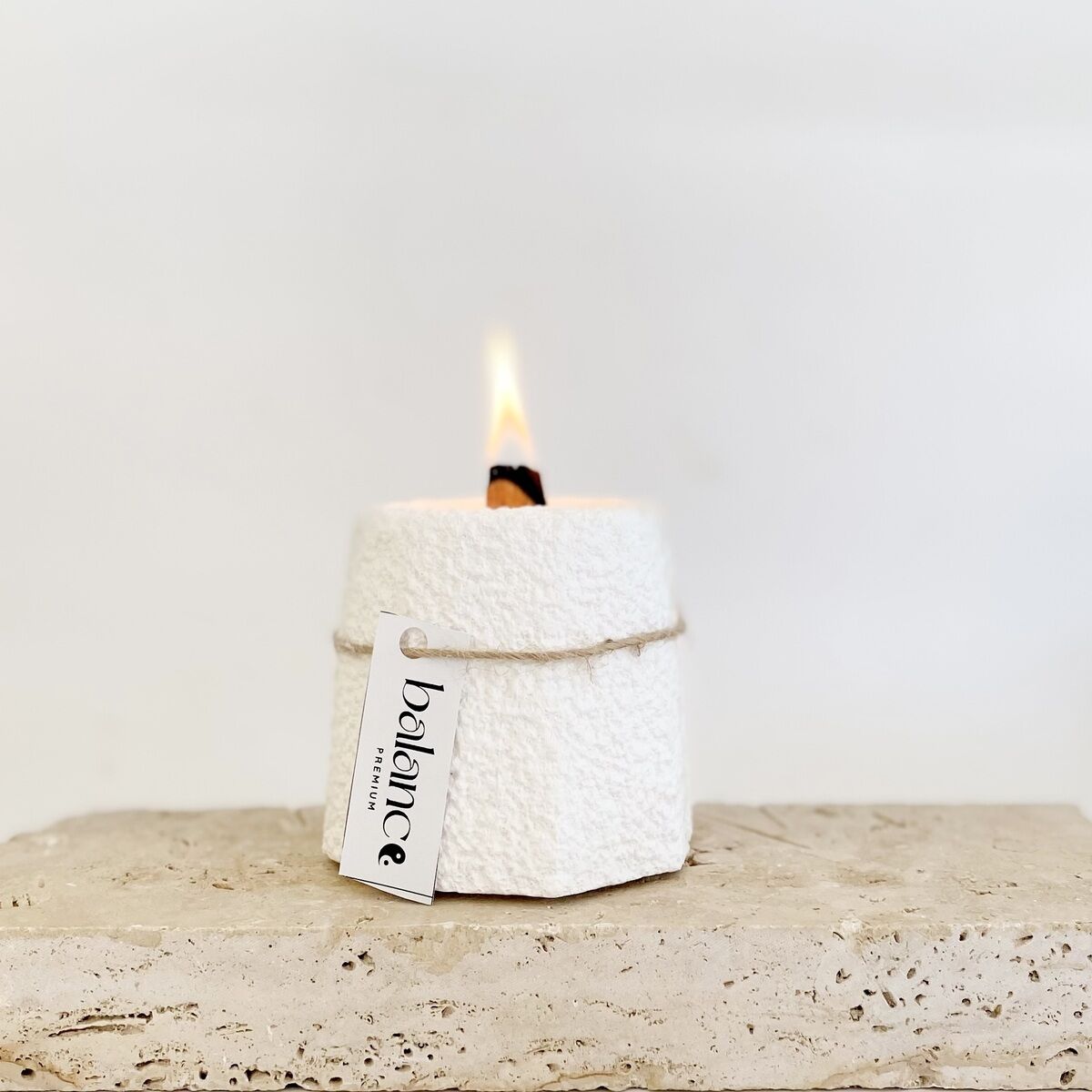 Velvet Vanilya Kokulu Beyaz Beton Mum | Terra Luxe El Yapımı Soya Mum