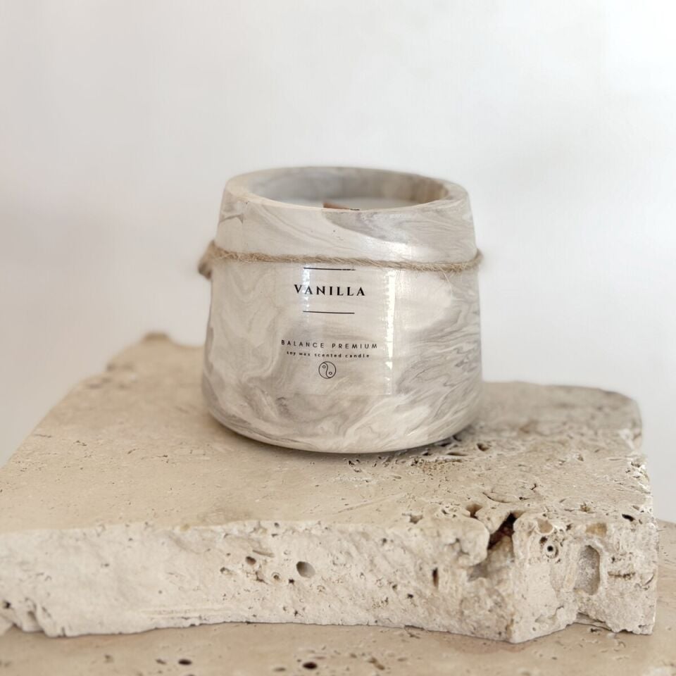 Velvet Vanilla – Kahverengi Mermer Desenli Beton Kavanoz Mum