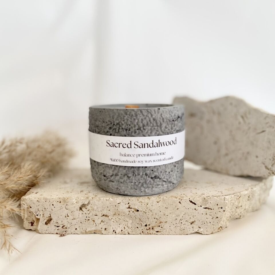 Dokulu Gri Beton Kavanoz | Sacred Sandalwood Kokulu El Yapımı Soya Mum