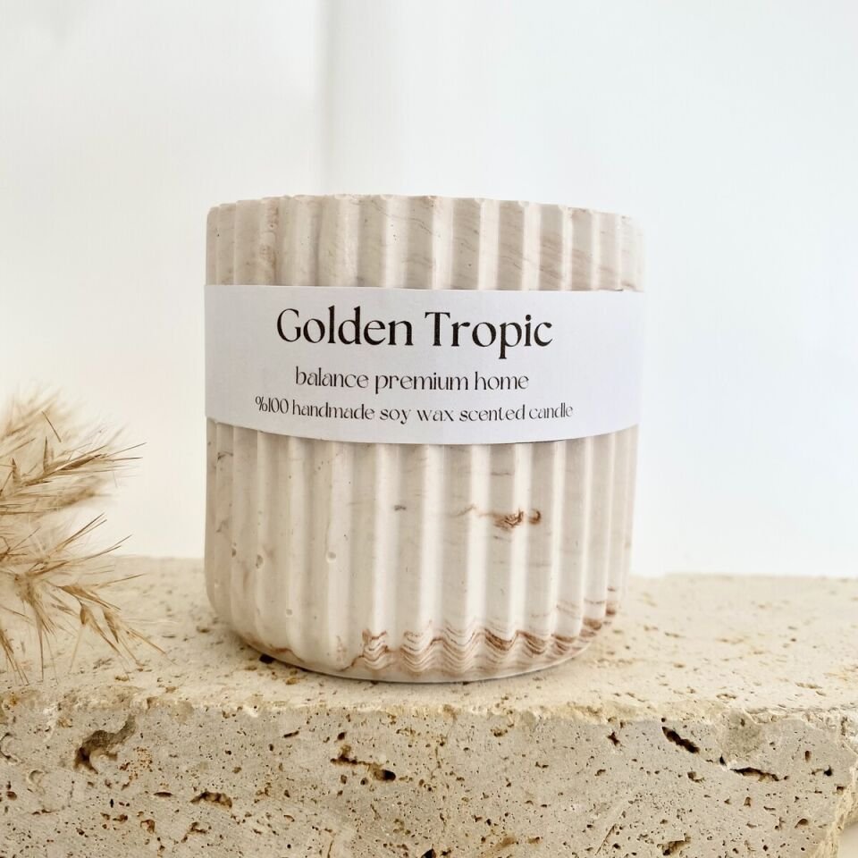 Golden Tropic Çizgili Beton Kavanoz | El Yapımı Soya Mum