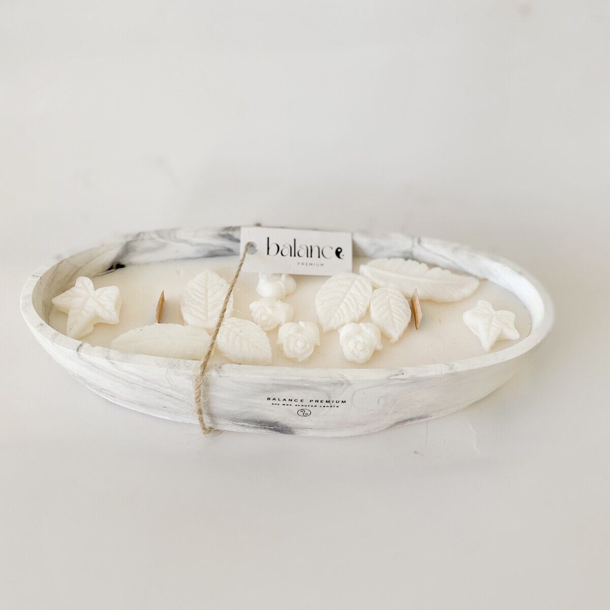 Flora Kayık Mermer Tabak | El Yapımı Soya Mum Dekoratif Sunum Objeleri